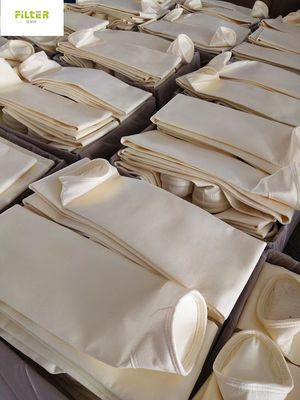 PP Aramid PPS PTFE Włókno szklane Zbieracz pyłu Filtr tkanina Szerokość 2,2m 450 - 800gm