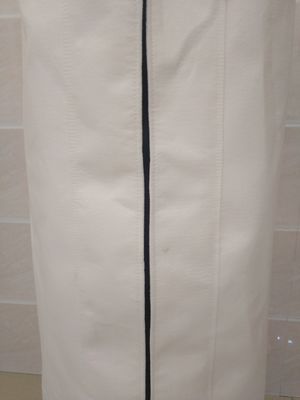 Biały poliestrowy worek z filtrem płynnym